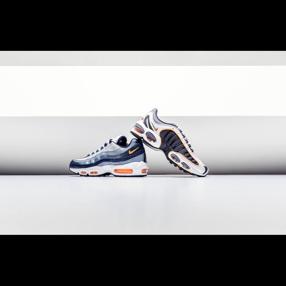 ✔️Nike Air Max Tailwind IV- On sale - Picture 4 of 9